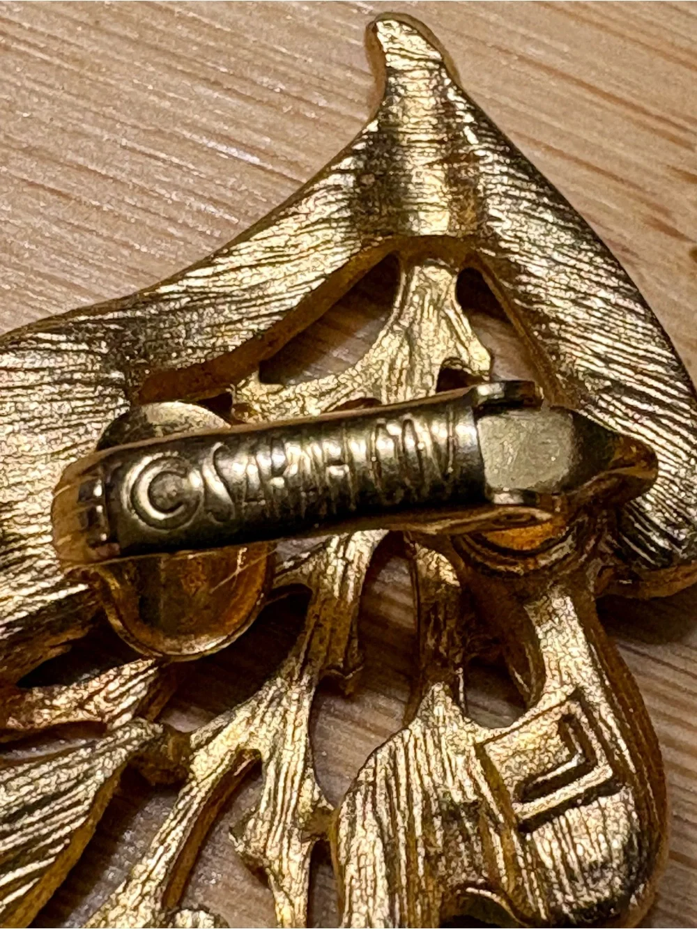 WOW! Stunning Sarah Coventry vintage clip earrings